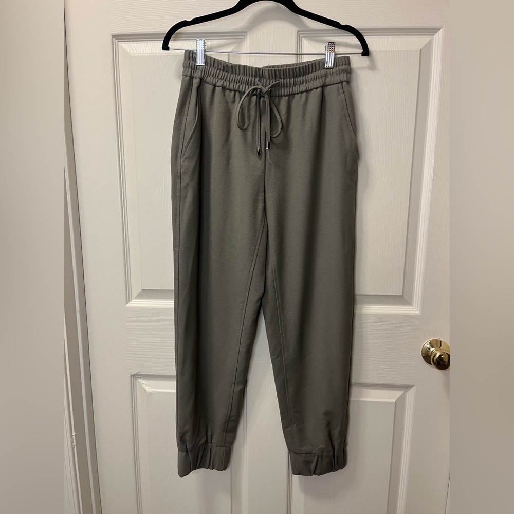 Zara Women’s Olive Jogger Pants with Side Pocket. Sz Sm